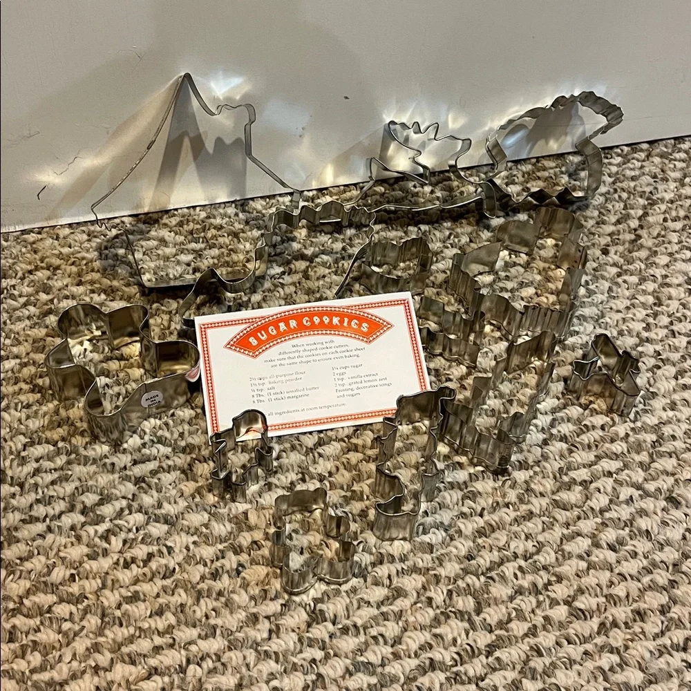 Williams Sonoma Festive Cookie Cutters Set